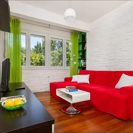 Put Meja Apartman Split