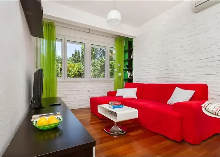 Put Meja Apartament Split